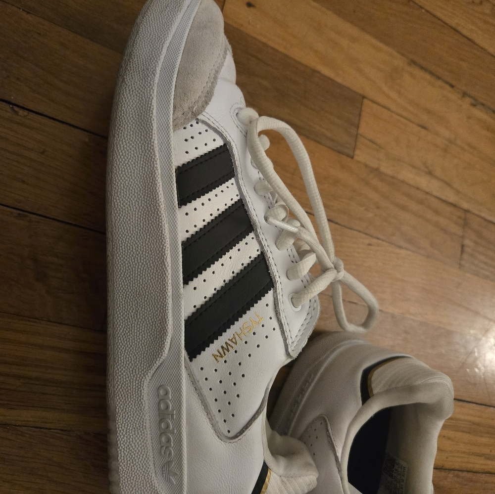 Adidas Tyshawn remastered skateboarding shoes